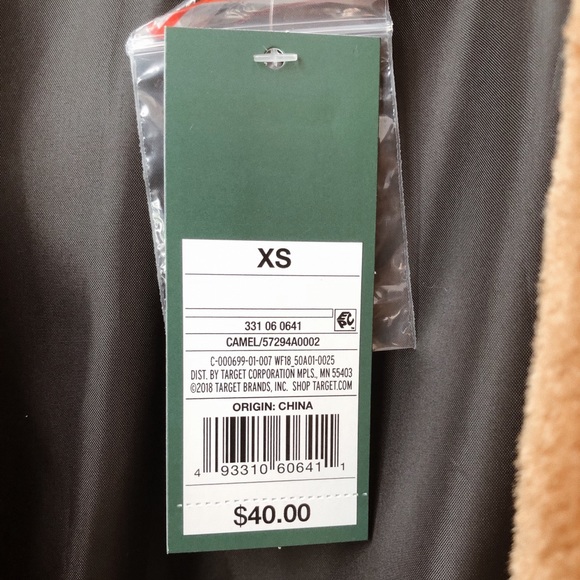 *SOLD* NWT Wild fable faux fur jacket - Picture 6 of 7